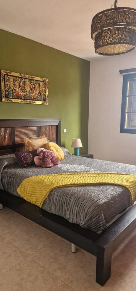 2 slaapkamer Flat te huur in Agaete met garage - € 1.200 (Ref: 10085295)