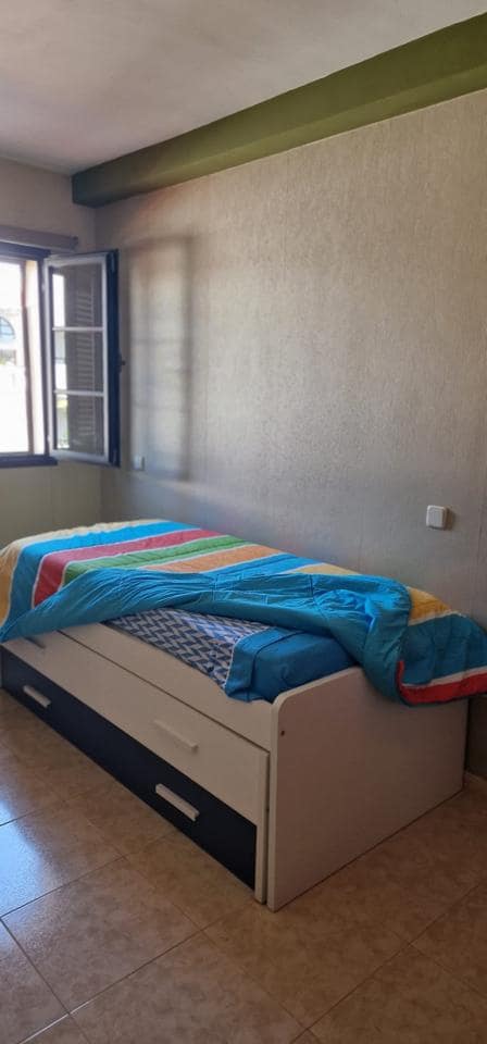 2 slaapkamer Flat te huur in Agaete met garage - € 1.200 (Ref: 10085295)
