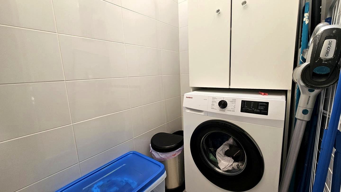 1 sovrum Lägenhet att hyra i Sonneland med pool - 1 000 € (Ref: 10095792)
