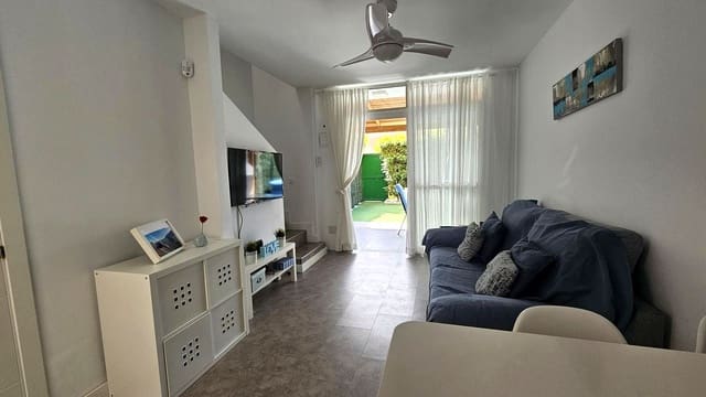 1 sovrum Lägenhet att hyra i Sonneland, San Bartolomé de Tirajana med pool - 1 000 € (Ref: 10095792)