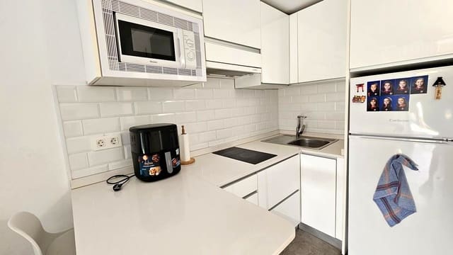 1 sovrum Lägenhet att hyra i Sonneland, San Bartolomé de Tirajana med pool - 1 000 € (Ref: 10095792)
