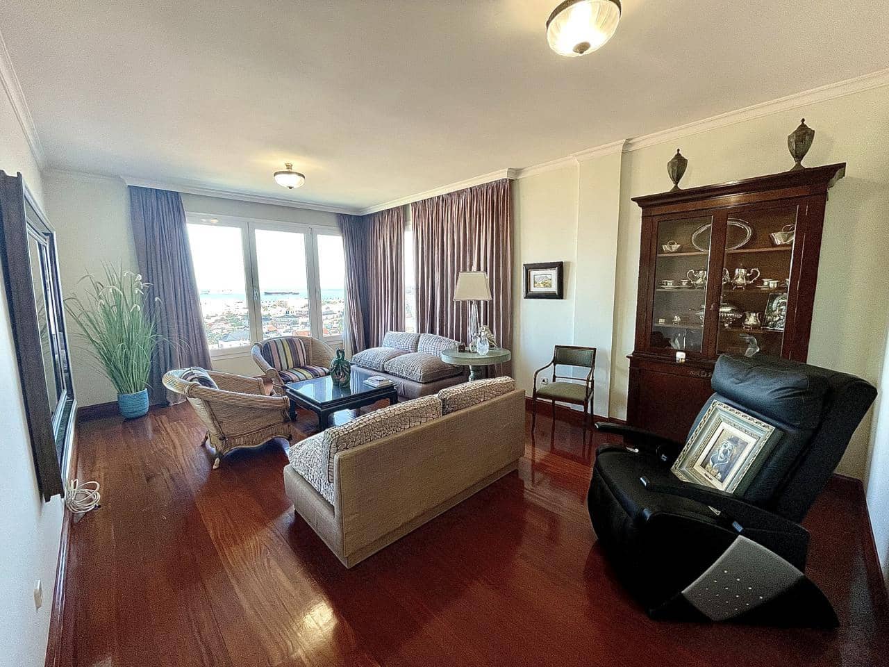 5 quarto Moradia para venda em Las Palmas de Gran Canaria com piscina garagem - 2 300 000 € (Ref: 10095793)