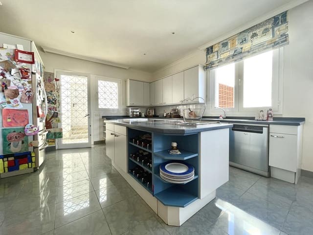 5 quarto Moradia para venda em La Minilla, Las Palmas de Gran Canaria com piscina garagem - 2 300 000 € (Ref: 10095793)