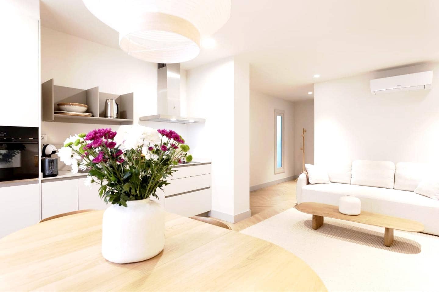 2 soveværelse Lejlighed til leje i San Cristobal de La Laguna - € 1.700 (Ref: 10099420)