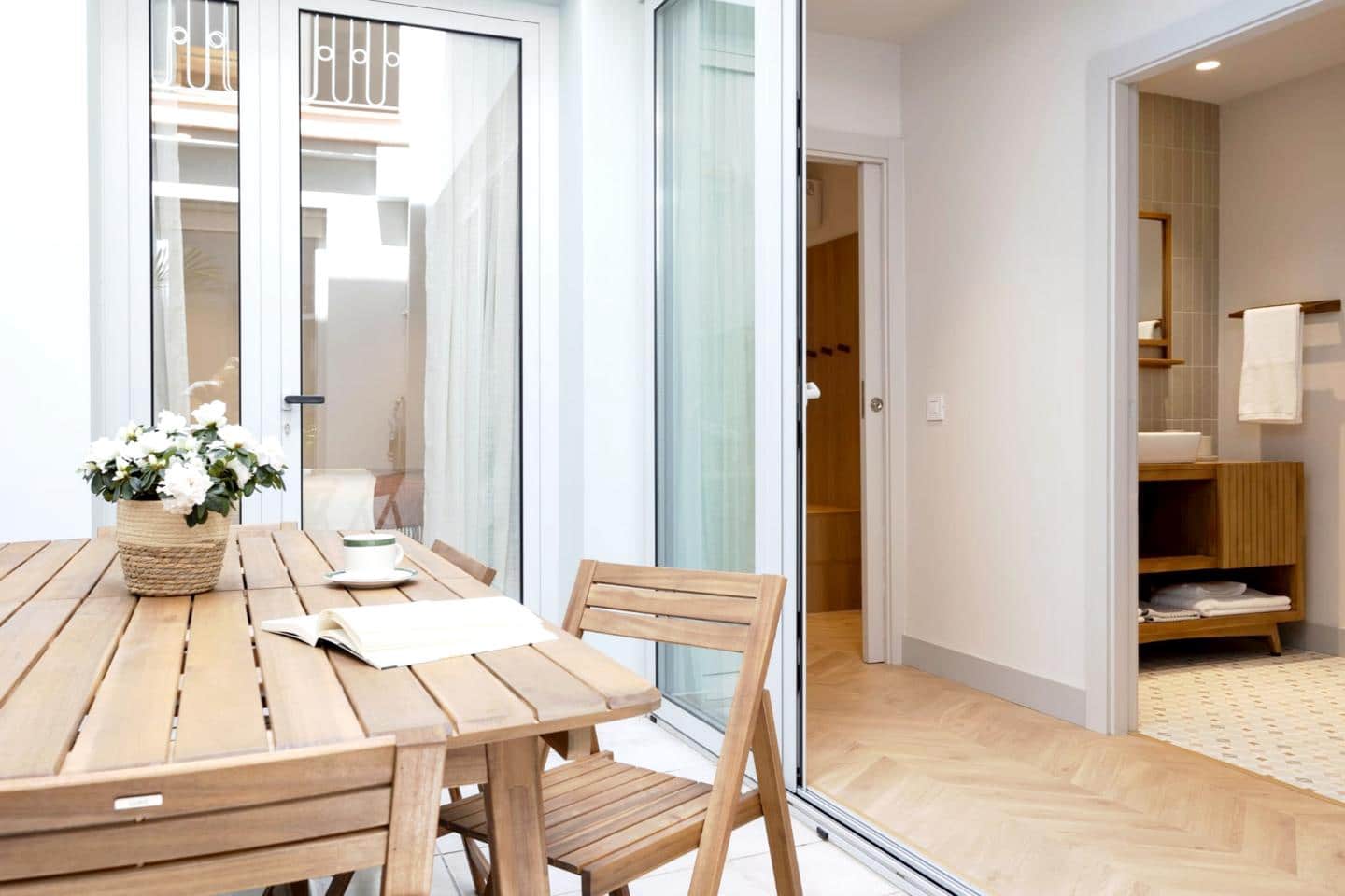 2 soveværelse Lejlighed til leje i San Cristobal de La Laguna - € 1.700 (Ref: 10099420)