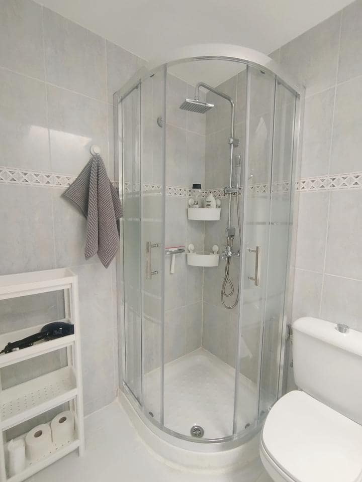 2 soverom Bungalow til leie i Sonneland med svømmebasseng - € 1 250 (Ref: 10099421)
