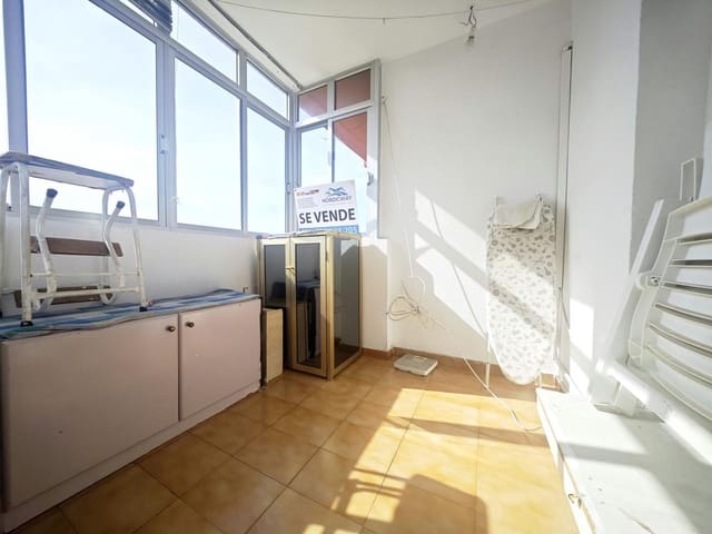 3 slaapkamer Flat te huur in San Fernando, Moya met garage - € 1.600 (Ref: 10106543)