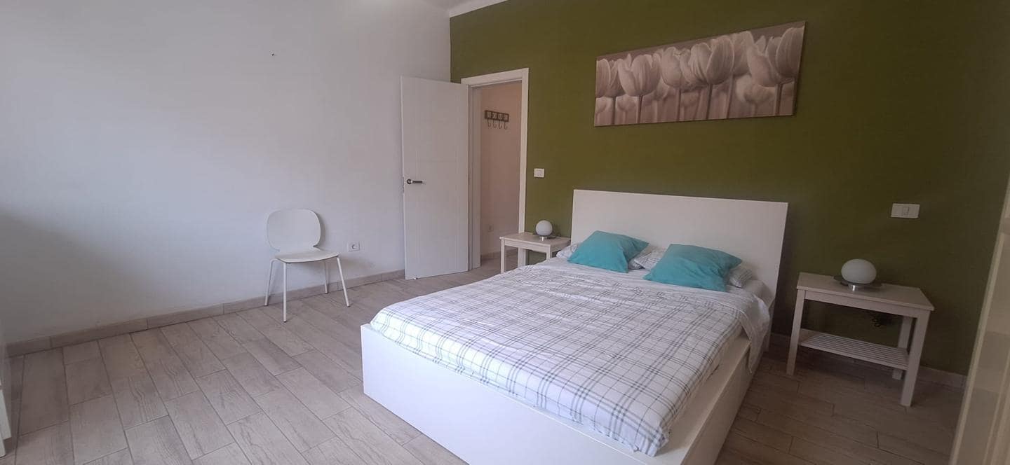 2 sovrum Lägenhet att hyra i Telde - 890 € (Ref: 10113252)