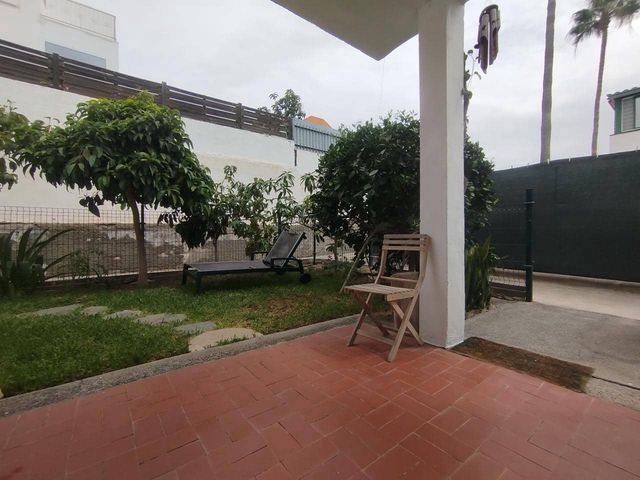 1 Zimmer Villa zu vermieten in Sonneland, San Bartolomé de Tirajana mit Pool - 1.300 € (Ref: 10118421)
