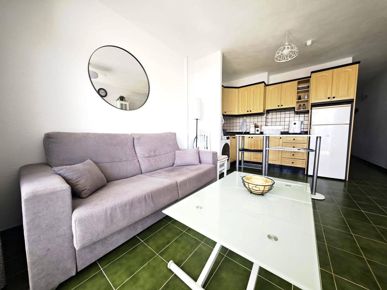 Appartement de 1 chambre à louer à Sonneland avec piscine - 1 100 € (Ref: 10130387)