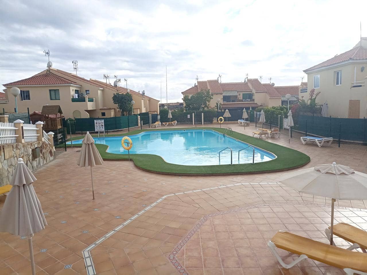 1 camera da letto Appartamento da affittare in Sonneland con piscina - 1.250 € (Rif: 10130388)