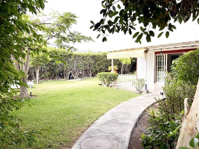 Villa/Maison de 3 chambres à louer à Maspalomas, San Bartolomé de Tirajana avec piscine - 2 200 € (Ref: 10134857)