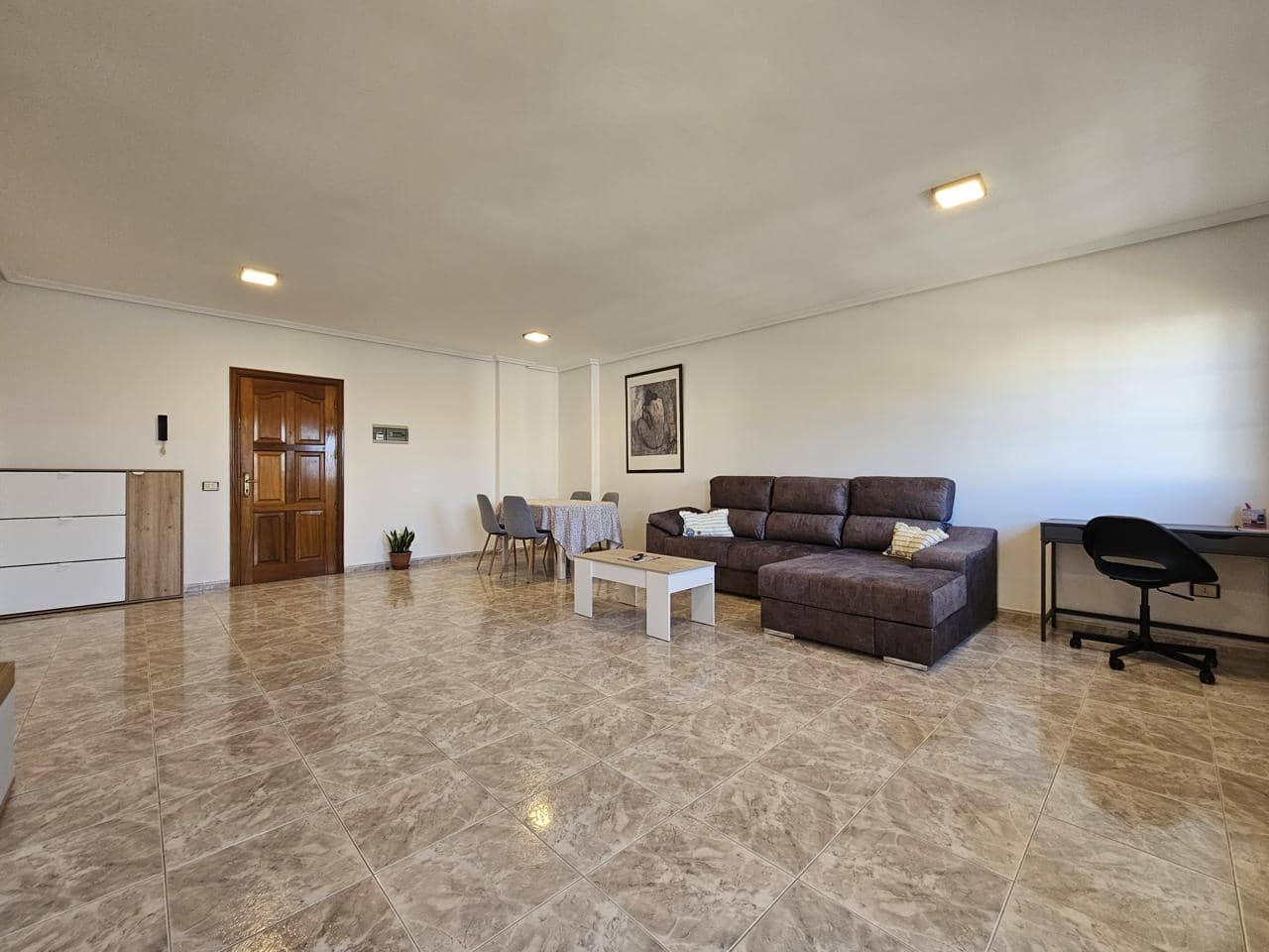 3 soverom Leilighet til leie i Arinaga med garasje - € 1 300 (Ref: 10145033)