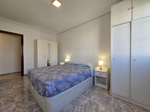 3 makuuhuone Asunto vuokrattavana paikassa Arinaga, Agüimes mukana 
autotalli - 1 300 € (Ref: 10145033)