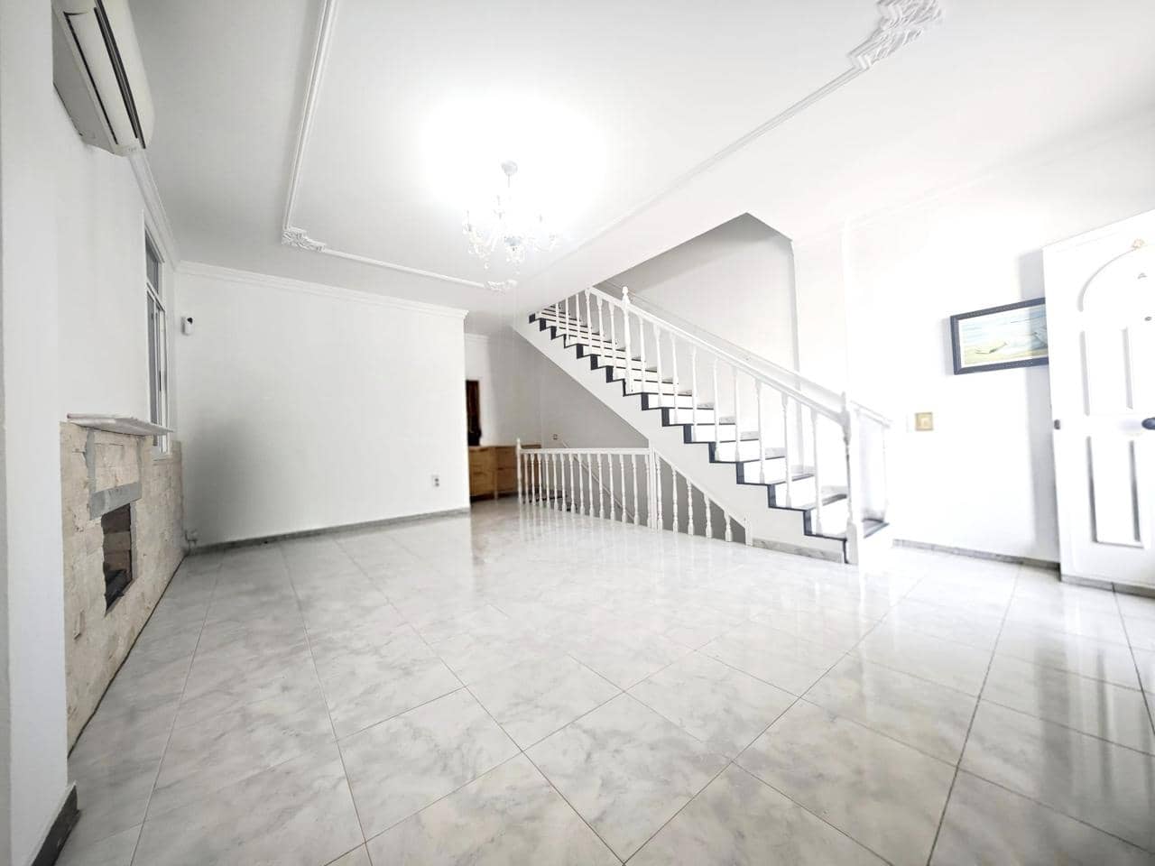 4 Zimmer Villa zu verkaufen in San Fernando mit Garage - 790.000 € (Ref: 10148133)