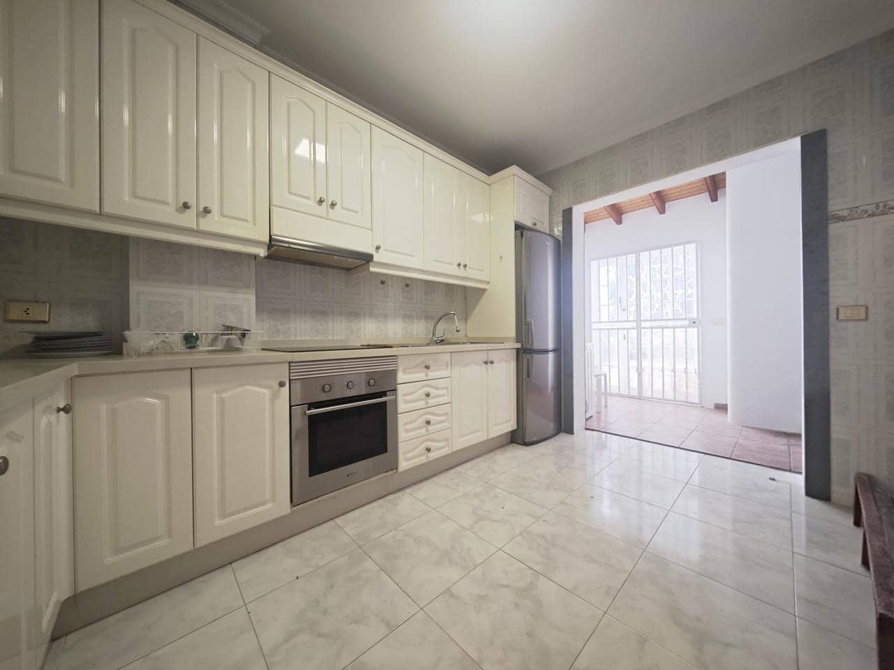 4 Zimmer Villa zu verkaufen in San Fernando mit Garage - 790.000 € (Ref: 10148133)
