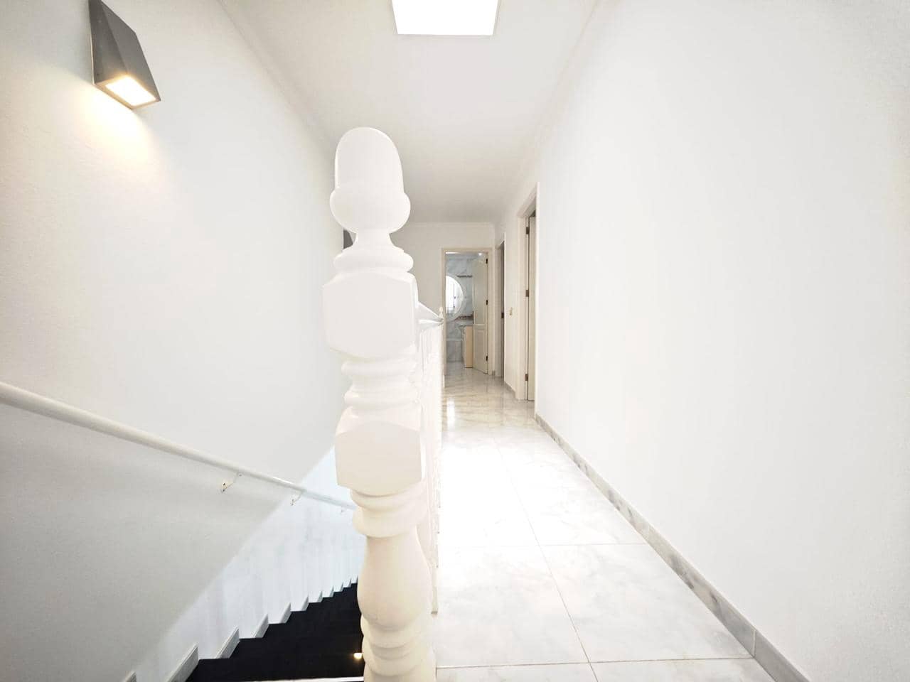 4 Zimmer Villa zu verkaufen in San Fernando mit Garage - 790.000 € (Ref: 10148133)