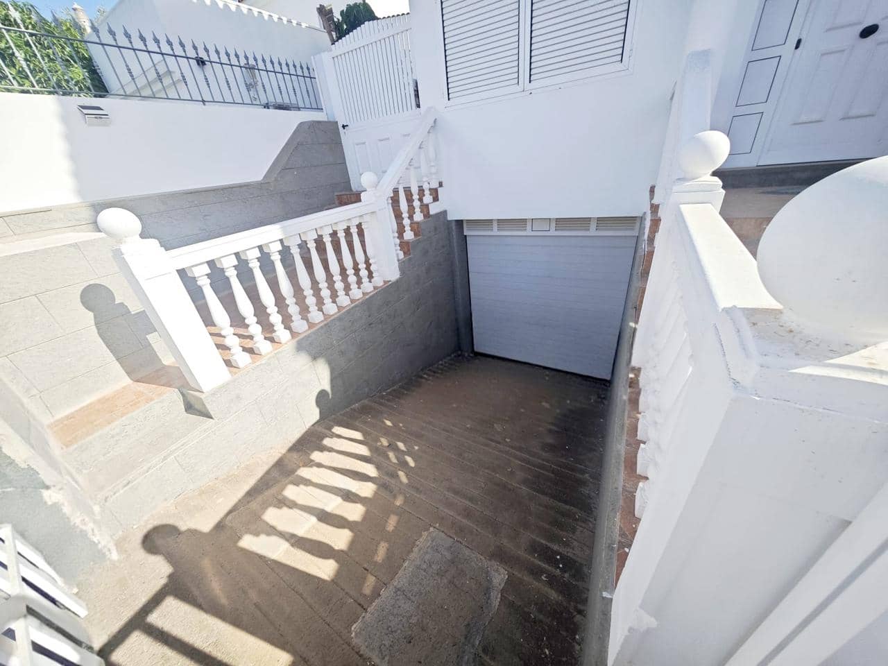 4 Zimmer Villa zu verkaufen in San Fernando mit Garage - 790.000 € (Ref: 10148133)