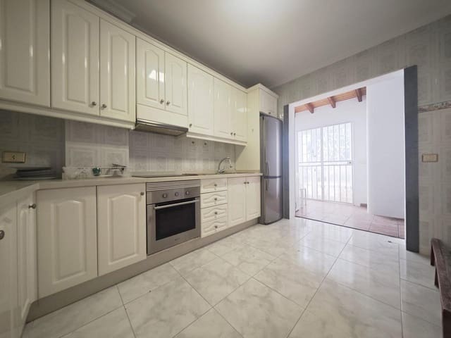 4 Zimmer Villa zu verkaufen in San Fernando, Moya mit Garage - 790.000 € (Ref: 10148133)