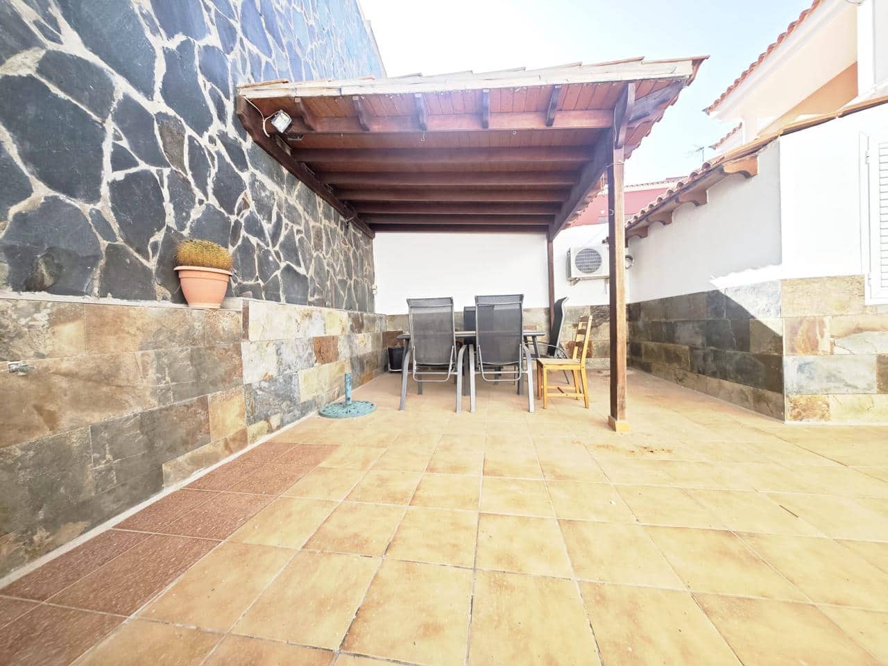 4 Zimmer Villa zu verkaufen in San Fernando mit Garage - 790.000 € (Ref: 10148133)