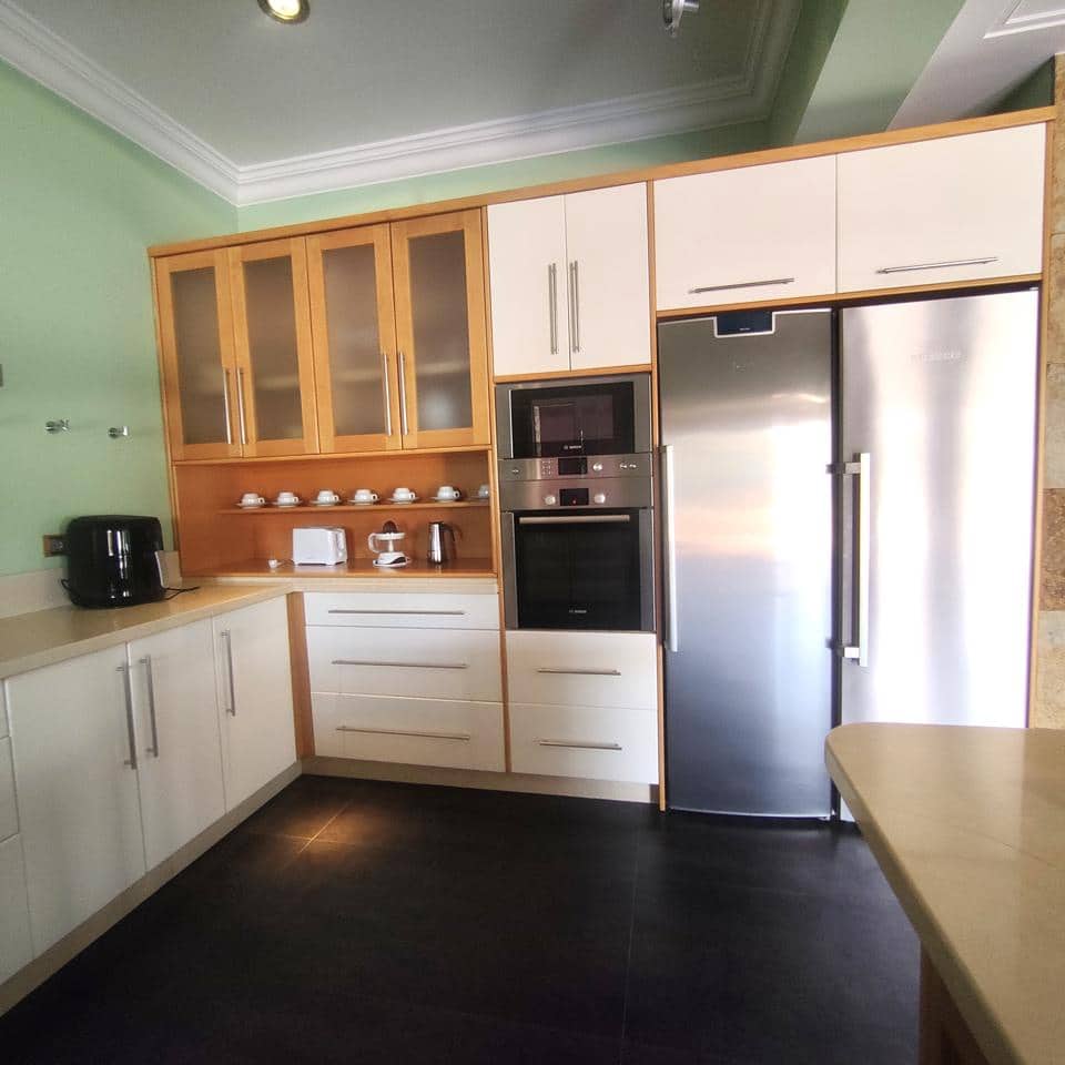 3 makuuhuone Huvila vuokrattavana paikassa Santa Maria de Guia de Gran Canaria mukana 
autotalli - 1 800 € (Ref: 10167916)