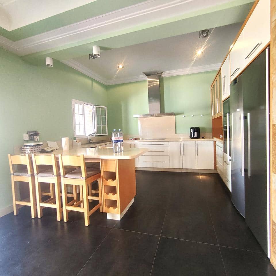 3 makuuhuone Huvila vuokrattavana paikassa Santa Maria de Guia de Gran Canaria mukana 
autotalli - 1 800 € (Ref: 10167916)