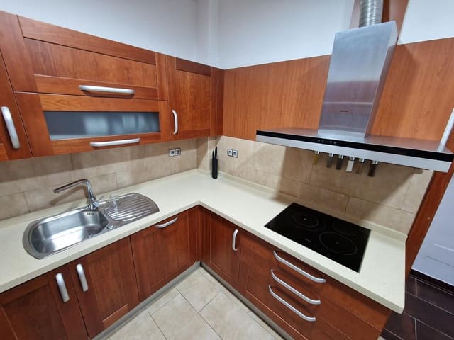 4 soveværelse Villa til salg i Santa María de Guía de Gran Canaria - € 320.000 (Ref: 10167919)