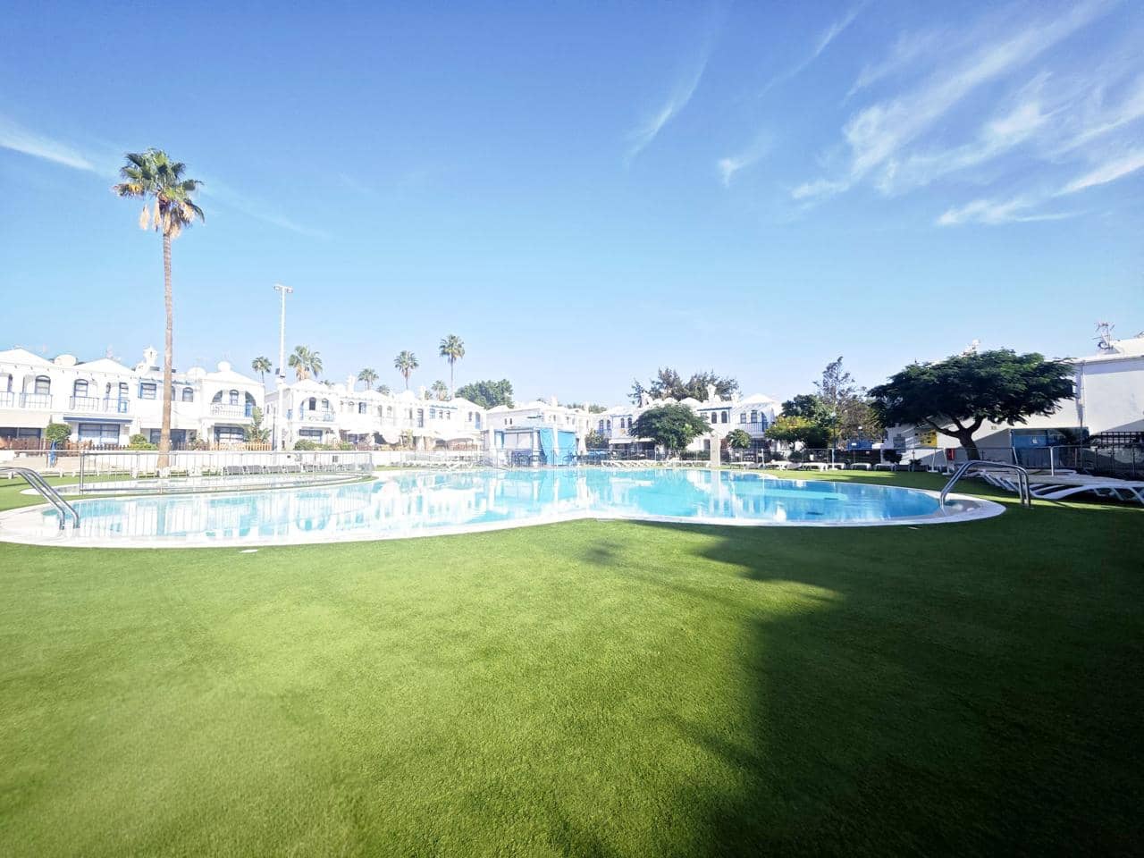 1 soverom Leilighet til salgs i Maspalomas med svømmebasseng - € 230 000 (Ref: 10175464)
