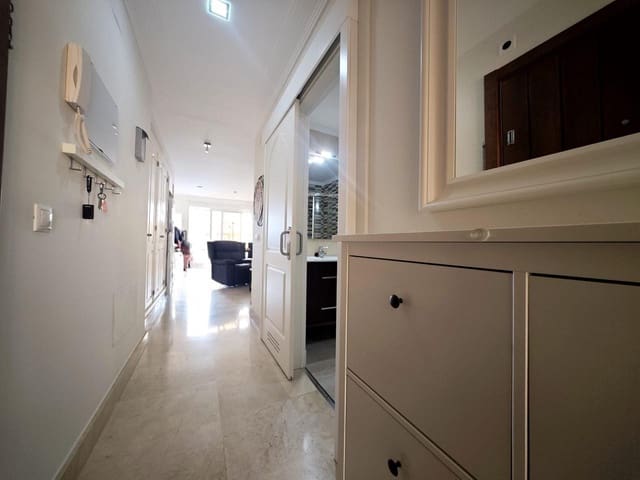 1 quarto Apartamento para venda em Arguineguín, Mogán com piscina garagem - 290 000 € (Ref: 10182212)