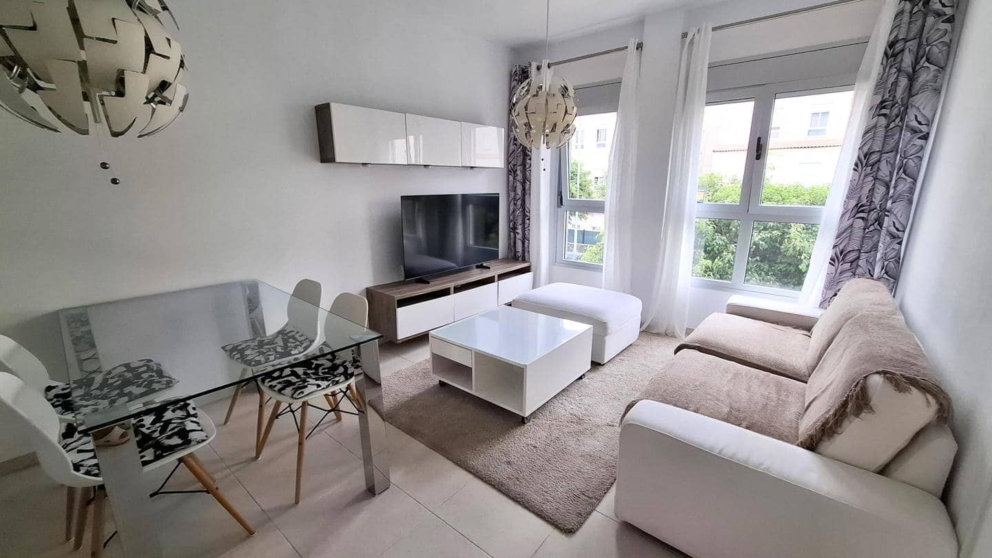 2 bedroom Flat for rent in Vecindario - € 1,200 (Ref: 10182213)