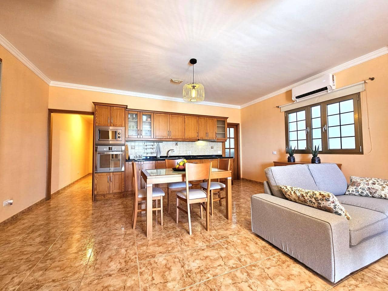 2 sypialnia Willa do wynajęcia w El Salobre z basenem garażem - 2 400 € (Ref: 10182307)