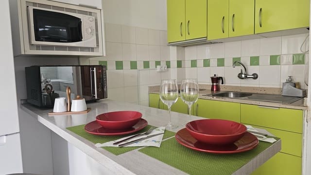 1 soveværelse Lejlighed til leje i Playa del Inglés, San Bartolomé de Tirajana med swimmingpool - € 1.000 (Ref: 10182308)