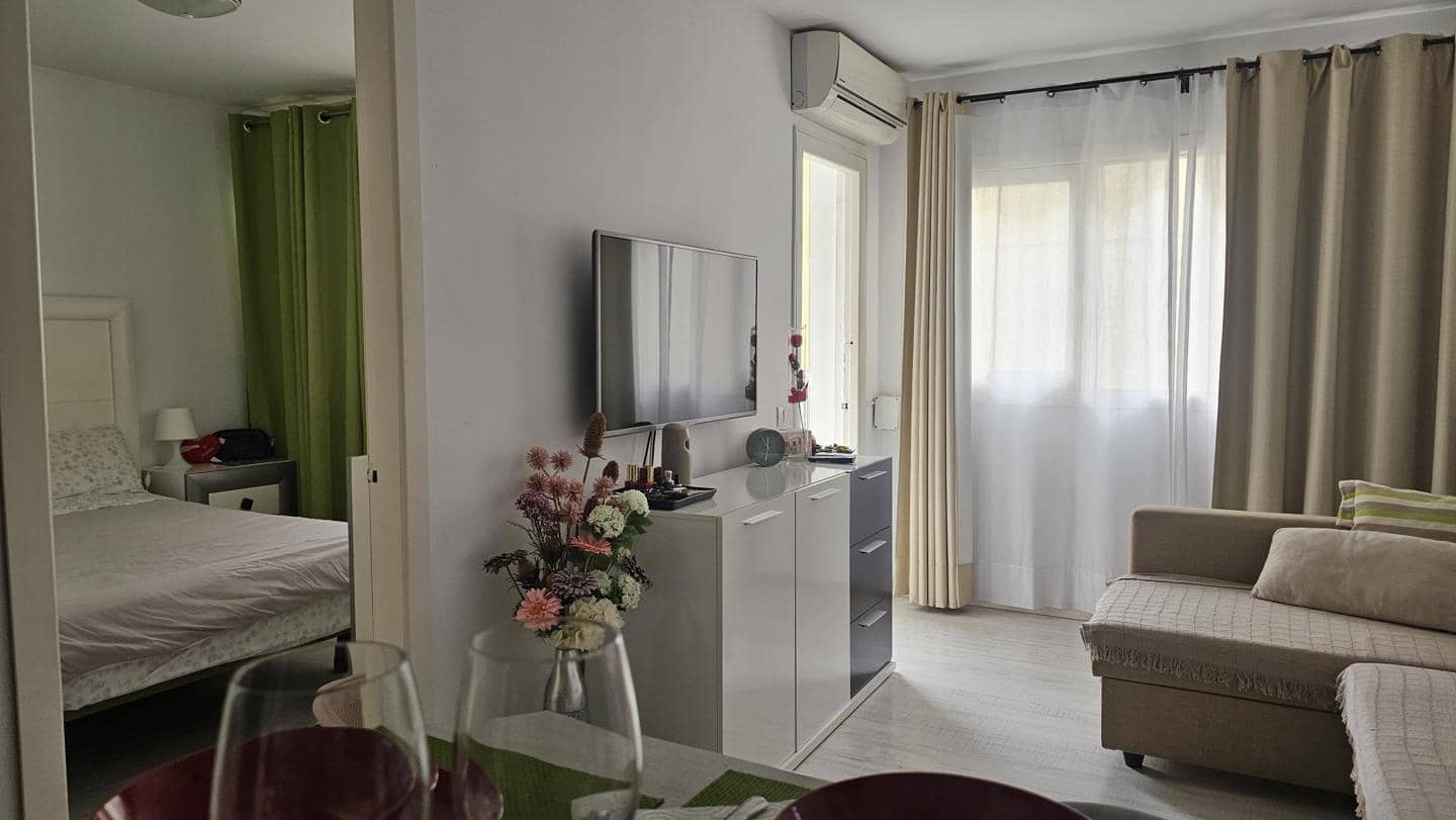 1 quarto Apartamento para arrendar em Playa del Ingles com piscina - 1 000 € (Ref: 10182308)