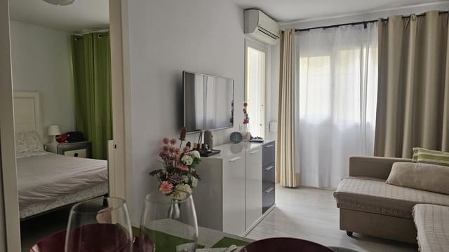 1 soveværelse Lejlighed til leje i Playa del Inglés, San Bartolomé de Tirajana med swimmingpool - € 1.000 (Ref: 10182308)