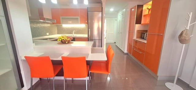 Appartement de 2 chambres à louer à Telde - 1 900 € (Ref: 10185940)