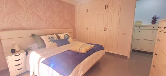 Appartement de 2 chambres à louer à Telde - 1 900 € (Ref: 10185940)