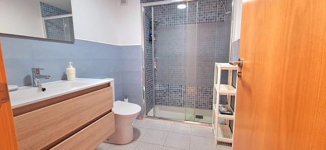 Appartement de 2 chambres à louer à Telde - 1 050 € (Ref: 10185941)
