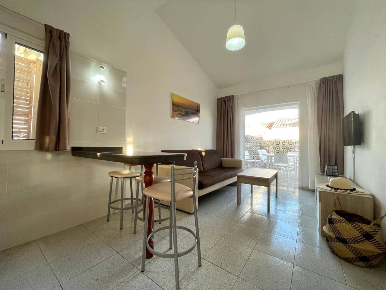 1 makuuhuone Bungalow vuokrattavana paikassa Playa del Ingles mukana uima-altaan - 1 050 € (Ref: 6342798)