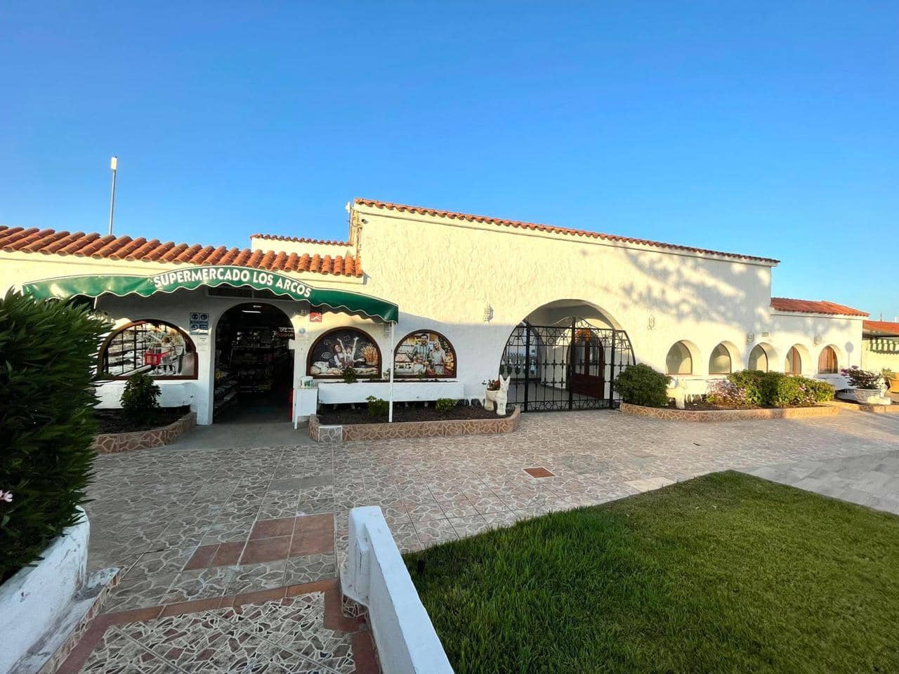 1 makuuhuone Bungalow vuokrattavana paikassa Playa del Ingles mukana uima-altaan - 1 050 € (Ref: 6342798)