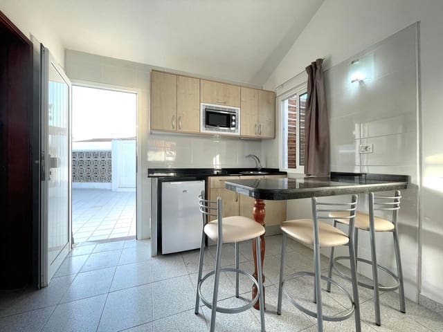 1 sovrum Bungalow att hyra i Playa del Inglés, San Bartolomé de Tirajana med pool - 1 050 € (Ref: 6342798)