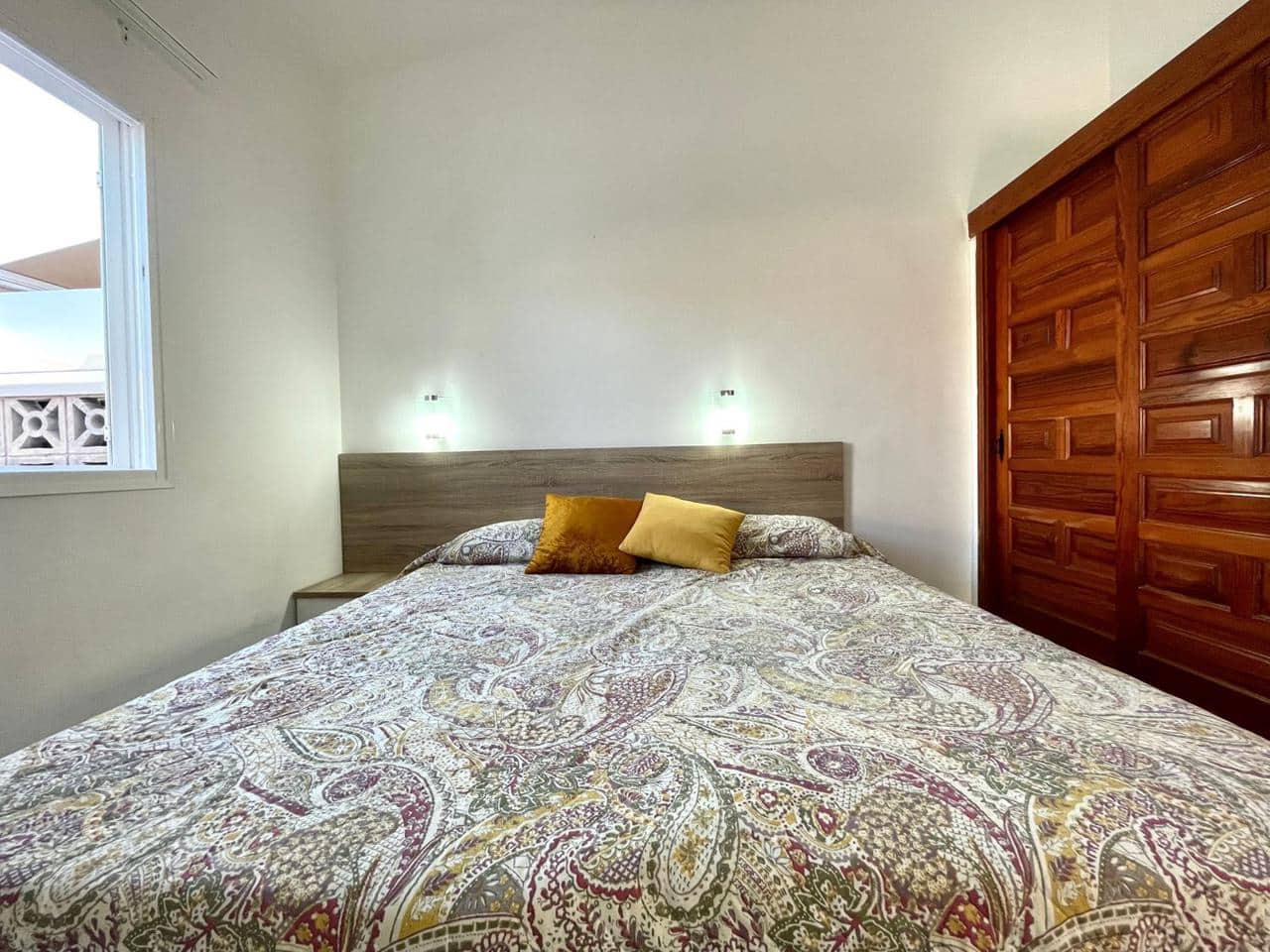 1 makuuhuone Bungalow vuokrattavana paikassa Playa del Ingles mukana uima-altaan - 1 050 € (Ref: 6342798)