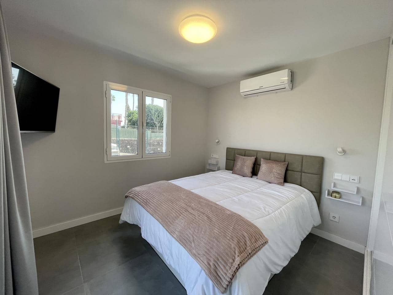 1 bedroom Villa for rent in Maspalomas with pool - € 1,250 (Ref: 6386810)