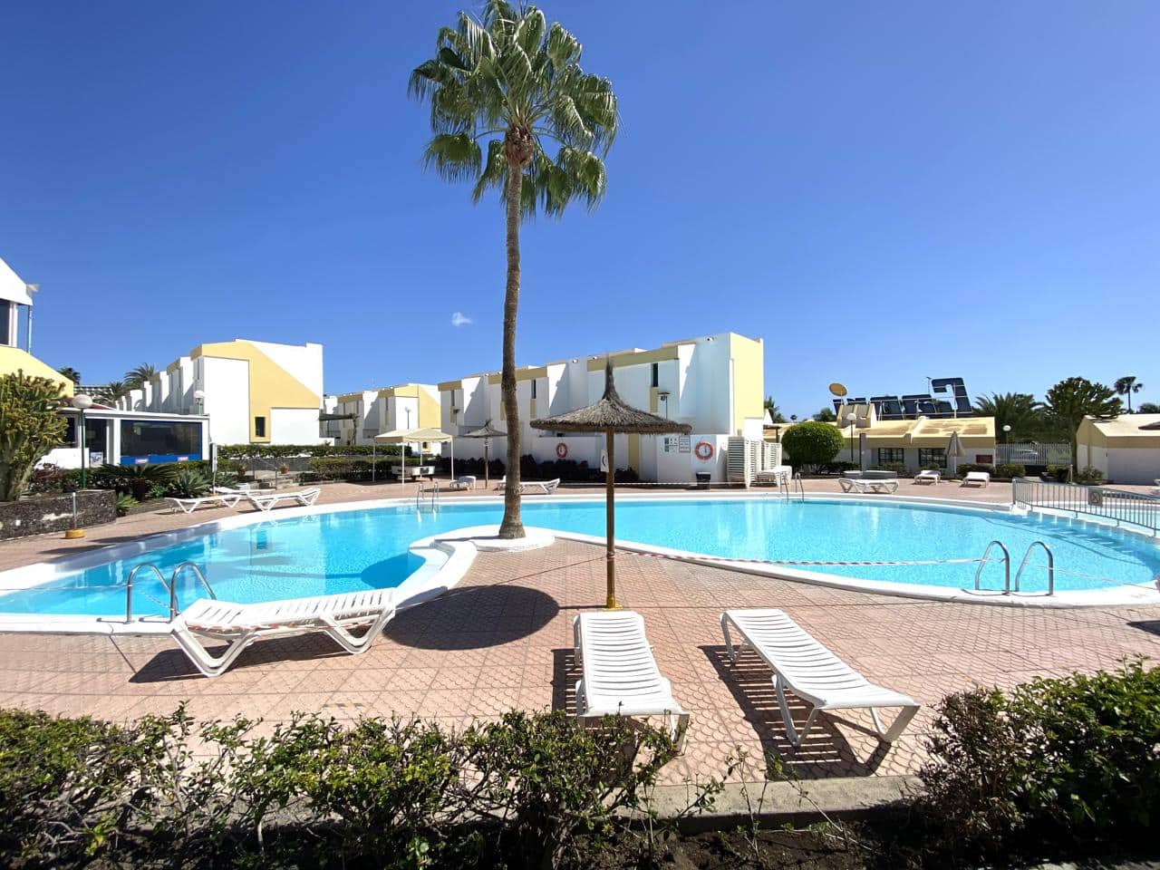 1 soveværelse Lejlighed til leje i Maspalomas med swimmingpool - € 950 (Ref: 6658506)