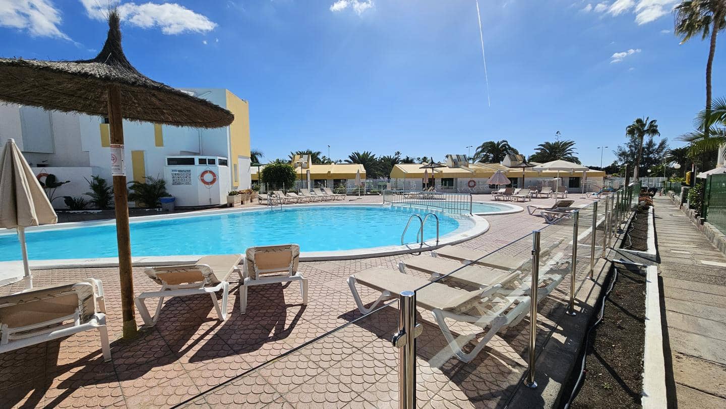 1 soveværelse Lejlighed til leje i Maspalomas med swimmingpool - € 950 (Ref: 6658506)