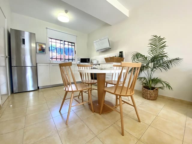 2 soveværelse Villa til leje i Meloneras, San Bartolomé de Tirajana med swimmingpool - € 2.000 (Ref: 7203047)