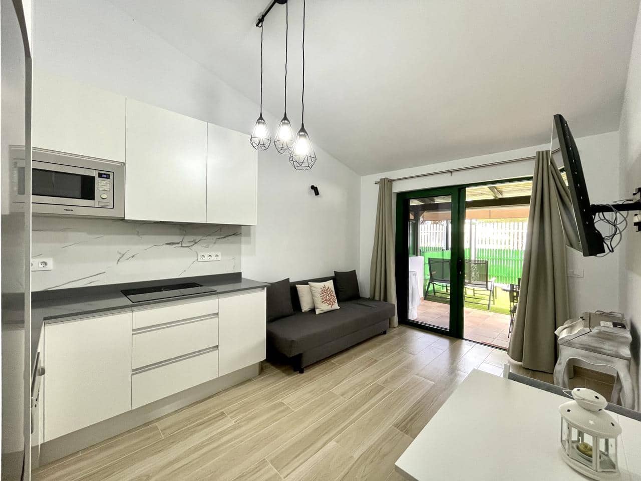 1 makuuhuone Bungalow vuokrattavana paikassa Maspalomas mukana uima-altaan - 1 200 € (Ref: 7680155)