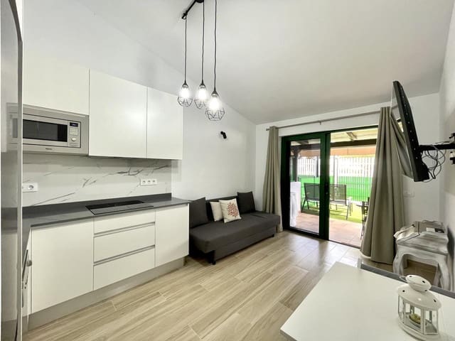1 makuuhuone Bungalow vuokrattavana paikassa Maspalomas, San Bartolomé de Tirajana mukana uima-altaan - 1 200 € (Ref: 7680155)