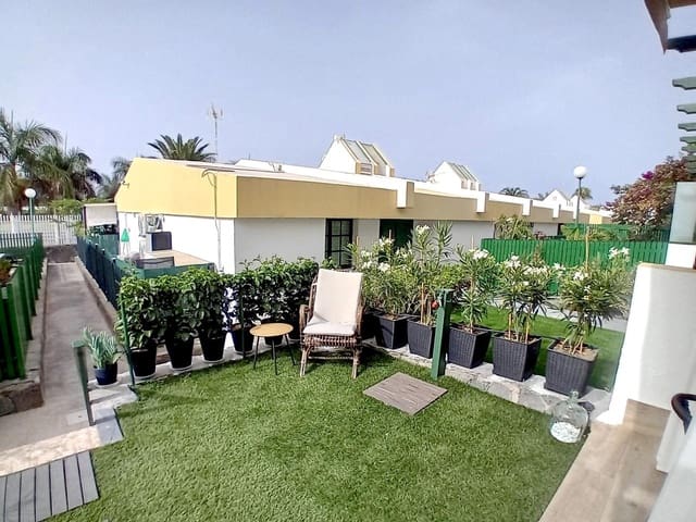 1 makuuhuone Huvila vuokrattavana paikassa Maspalomas, San Bartolomé de Tirajana mukana uima-altaan - 1 300 € (Ref: 7692554)