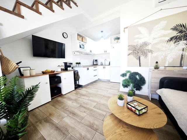 1 soveværelse Villa til leje i Maspalomas, San Bartolomé de Tirajana med swimmingpool - € 1.300 (Ref: 7692554)