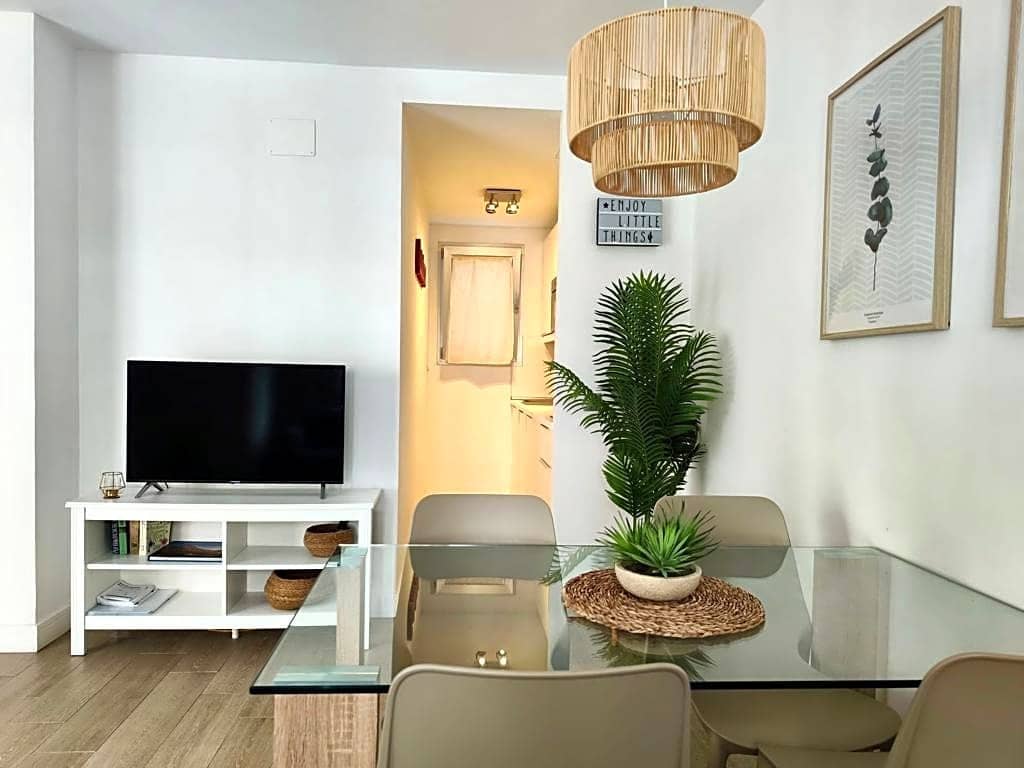 Lejlighed til leje i Las Palmas de Gran Canaria - € 1.150 (Ref: 7745026)